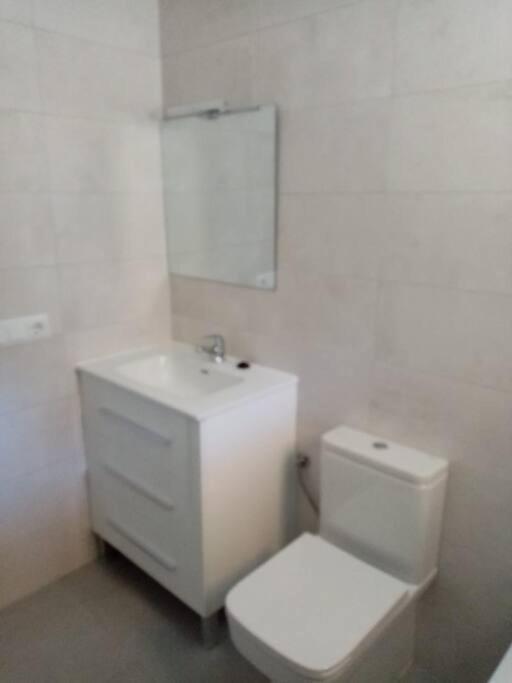 Casa Julio, Bonita Casa Comoda Y Espaciosa, Totalmente Reformada Con Terraza Y Jardin Privado Riezu 외부 사진