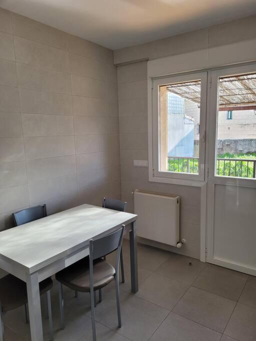 Casa Julio, Bonita Casa Comoda Y Espaciosa, Totalmente Reformada Con Terraza Y Jardin Privado Riezu 외부 사진