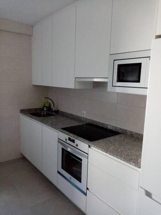 Casa Julio, Bonita Casa Comoda Y Espaciosa, Totalmente Reformada Con Terraza Y Jardin Privado Riezu 외부 사진