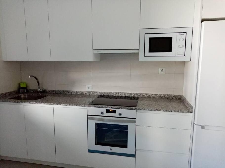 Casa Julio, Bonita Casa Comoda Y Espaciosa, Totalmente Reformada Con Terraza Y Jardin Privado Riezu 외부 사진
